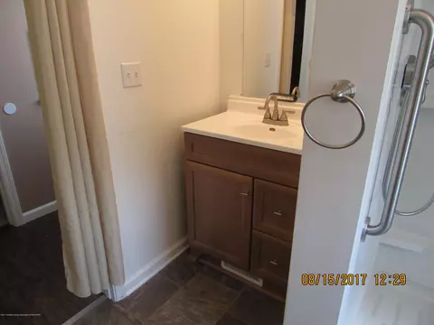 219 E Miller, Lansing, MI 48911 photo 7