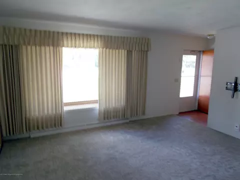 1905 Haslett Rd, Haslett, MI 48840 photo 2