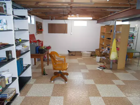1905 Haslett Rd, Haslett, MI 48840 photo 9