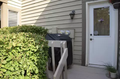 1900 Danbury E, Okemos, MI 48864 photo 37