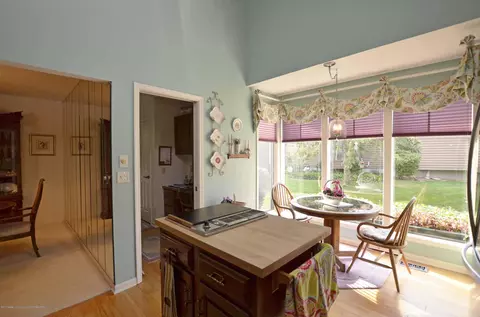 1900 Danbury E, Okemos, MI 48864 photo 33
