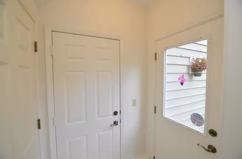 1900 Danbury E, Okemos, MI 48864 photo 35