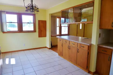 2505 E Cavanaugh Rd, Lansing, MI 48910 photo 12