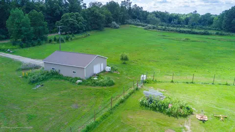 8550 Braden Rd, Haslett, MI 48840 photo 25