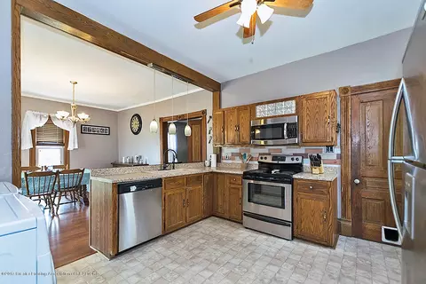 332 N Main St, Fowler, MI 48835 photo 7