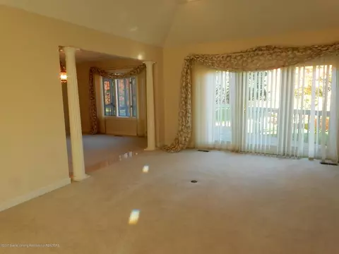 32 Quail Run, Dewitt, MI 48820 photo 4