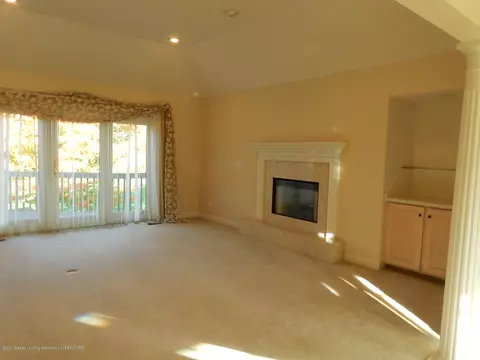 32 Quail Run, Dewitt, MI 48820 photo 3