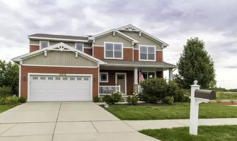 13835 Myrtle Dr, Dewitt, MI 48820 photo 1