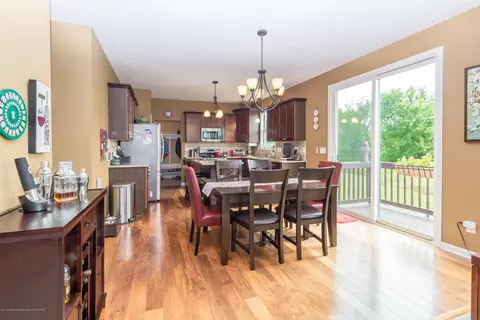 13835 Myrtle Dr, Dewitt, MI 48820 photo 6