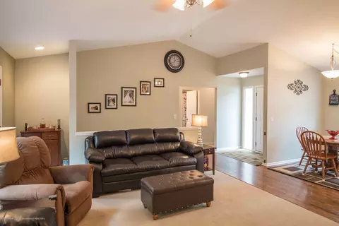 480 Fox Run Ct, Williamston, MI 48895 photo 8