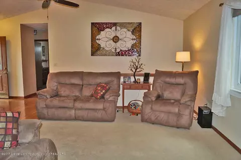 416 Corral Path, Lansing, MI 48917 photo 7