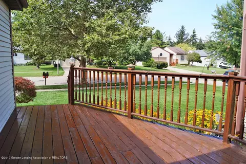 416 Corral Path, Lansing, MI 48917 photo 3