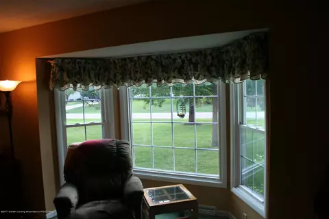 13195 Tucker Rd, Dewitt, MI 48820 photo 3