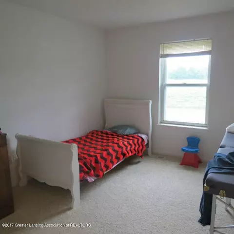 7599 E Buchanan Rd, Ashley, MI 48806 photo 14