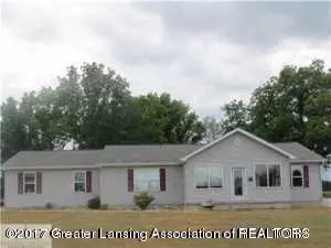 7599 E Buchanan Rd, Ashley, MI 48806 photo 1