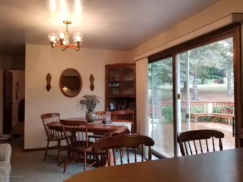 8810 W Howe Rd, Eagle, MI 48822 photo 2