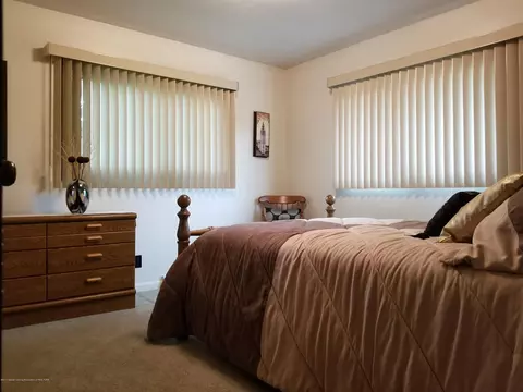 8810 W Howe Rd, Eagle, MI 48822 photo 8