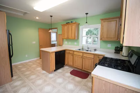 4591 Holt Rd, Holt, MI 48842 photo 13