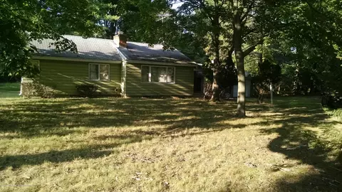 1376 Hatch Rd, Okemos, MI 48864 photo 3