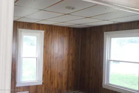 356 E Main St, Springport, MI 49284 photo 9