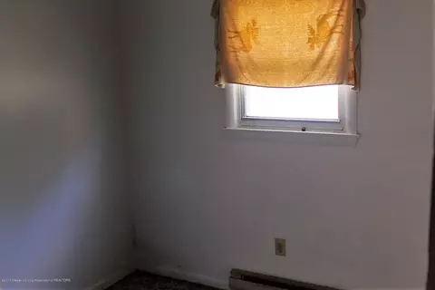 586 E Main St, Springport, MI 49284 photo 10