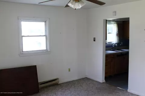 586 E Main St, Springport, MI 49284 photo 7