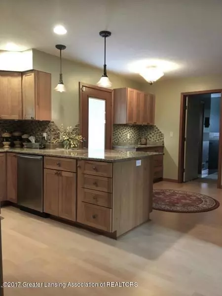 1667 N Eifert Rd, Holt, MI 48842 photo 10