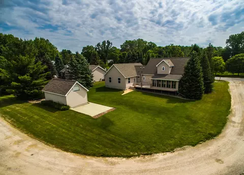 1667 N Eifert Rd, Holt, MI 48842 photo 4