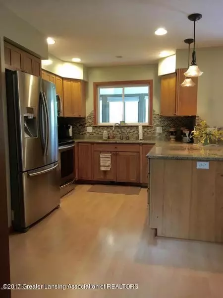 1667 N Eifert Rd, Holt, MI 48842 photo 9