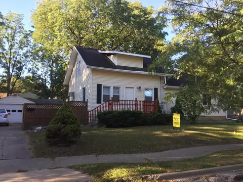 114 E Cavanaugh Rd, Lansing, MI 48910 photo 1