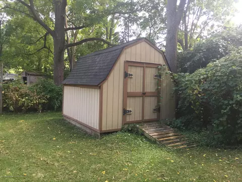 114 E Cavanaugh Rd, Lansing, MI 48910 photo 18