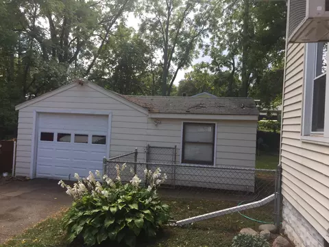 114 E Cavanaugh Rd, Lansing, MI 48910 photo 3