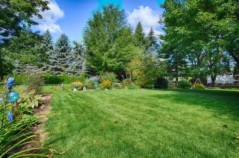 417 Manchester, Dewitt, MI 48820 photo 24