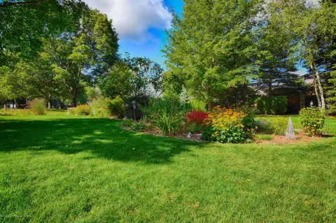 417 Manchester, Dewitt, MI 48820 photo 25