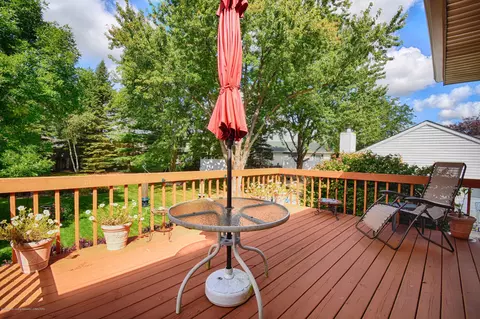 417 Manchester, Dewitt, MI 48820 photo 22