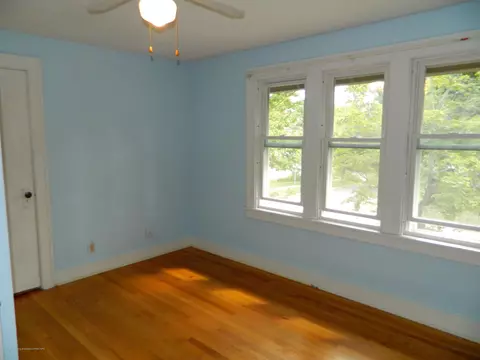 300 S Fairview Ave, Lansing, MI 48912 photo 13