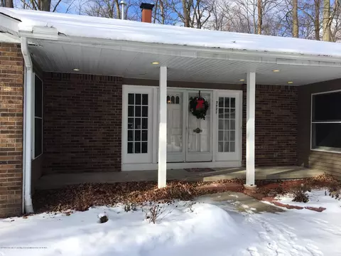 3887 Sheldrake Ave, Okemos, MI 48864 photo 2