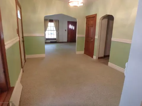 414 E Shaw St, Charlotte, MI 48813 photo 8
