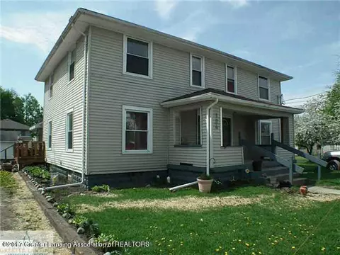 124 Halbert St, Grand Ledge, MI 48837 photo 2