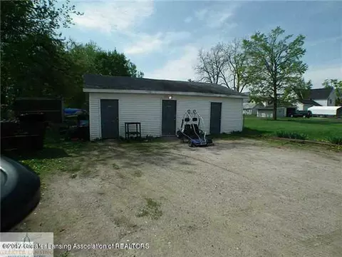124 Halbert St, Grand Ledge, MI 48837 photo 7