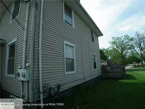 124 Halbert St, Grand Ledge, MI 48837 photo 5