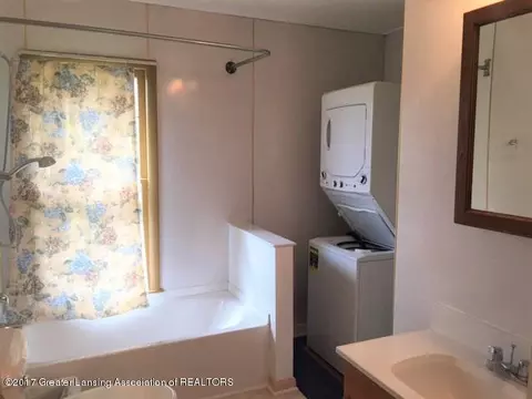 13626 Webster Rd, Bath, MI 48808 photo 8