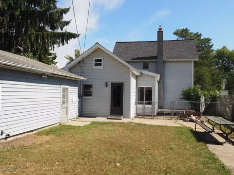 310 S Main St, Perry, MI 48872 photo 17