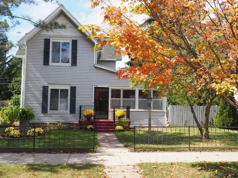 310 S Main St, Perry, MI 48872 photo 1