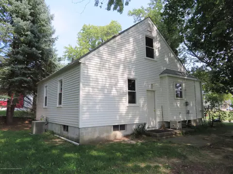 225 Lamb St, Perry, MI 48872 photo 16