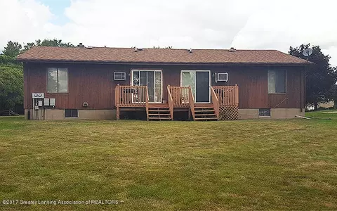 4403 Gull Rd, Lansing, MI 48917 photo 2