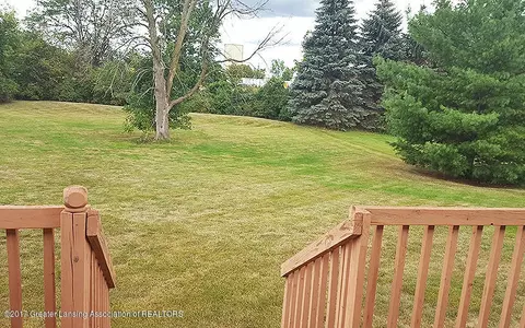 4403 Gull Rd, Lansing, MI 48917 photo 3
