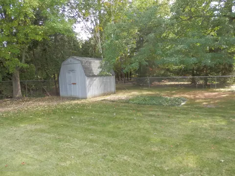 1915 Haslett Rd, Haslett, MI 48840 photo 35