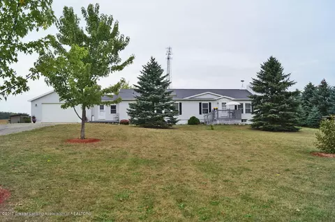 1050 W Chadwick, Dewitt, MI 48820 photo 1