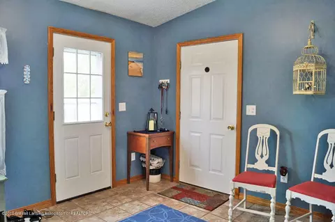 1050 W Chadwick, Dewitt, MI 48820 photo 14